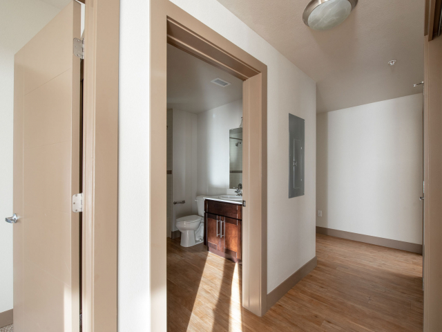 Old Town Flats Bathroom